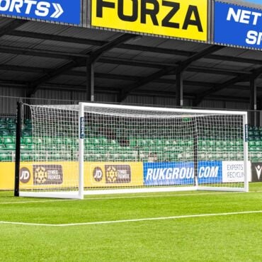 21 x 7 Freestanding Box Football Goal