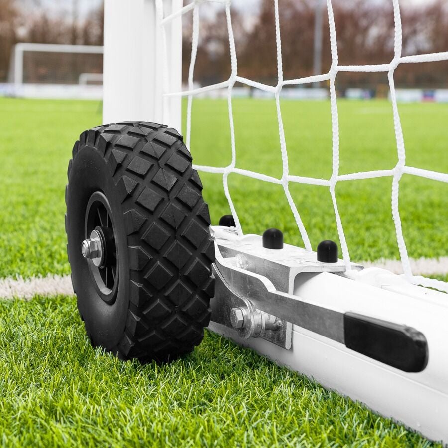 Idena Porta Da Calcio In Metallo Con Rete 124x96x61 Cm – Montaggio Rapido Per Giardino, Parco, Spiaggia E Palestra, Per Bambini Da 6 Anni
