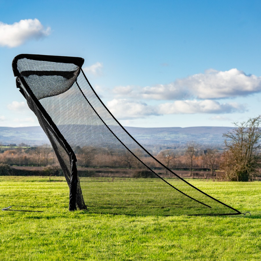Golf Practice Net with Auto Return with anchors