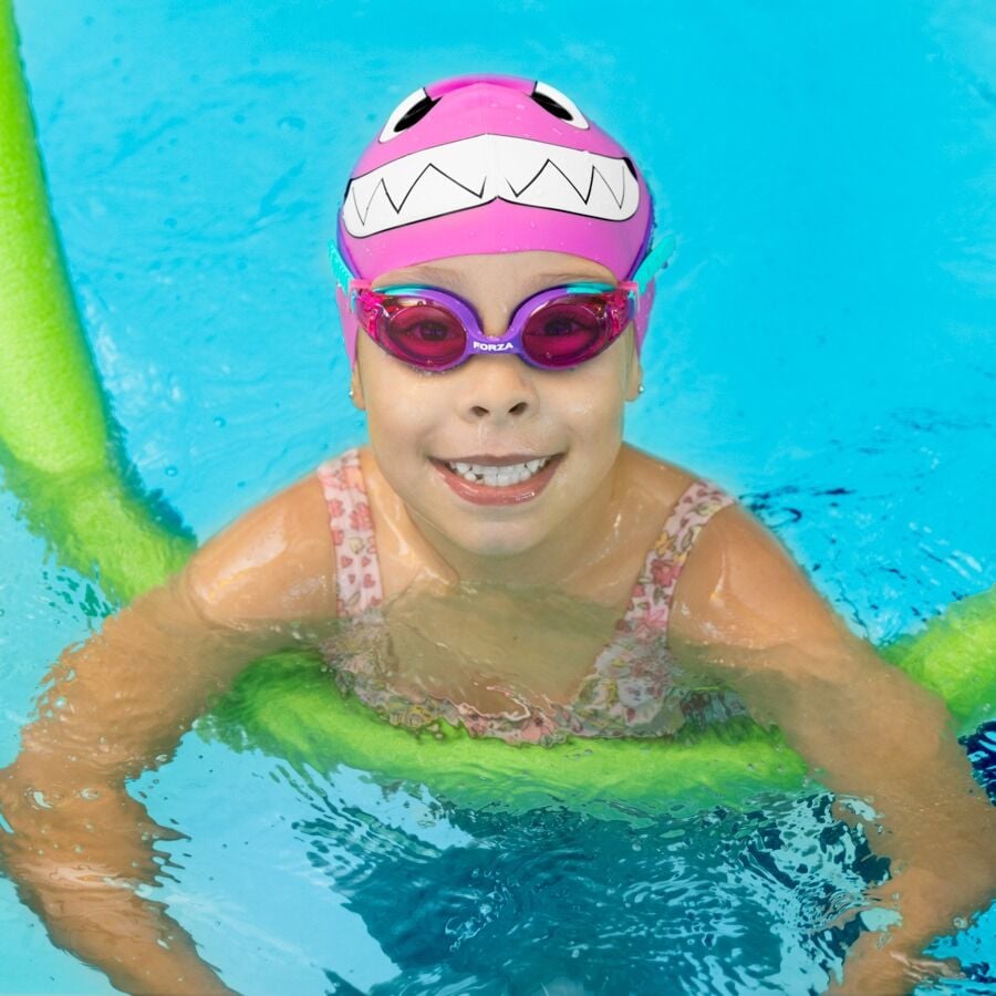 Cuffia Piscina Rosa in Silicone: Eleganza e Cura per i tuoi Capelli