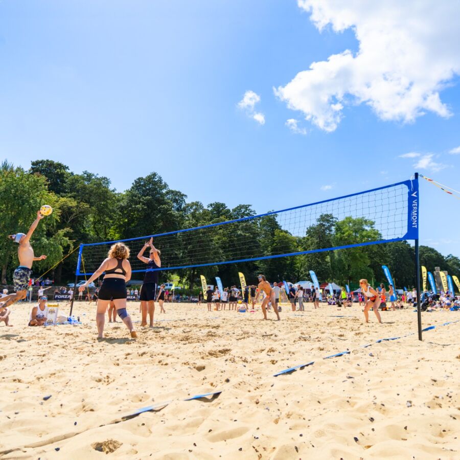 Vermont Portable Volleyball Sets [Beach & Regulation]