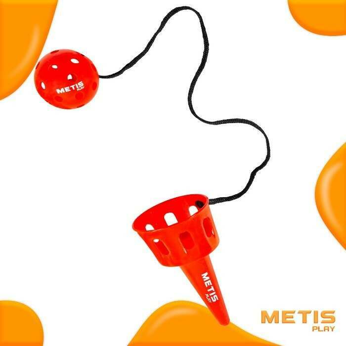 Jeu de balle et de coupe rouge