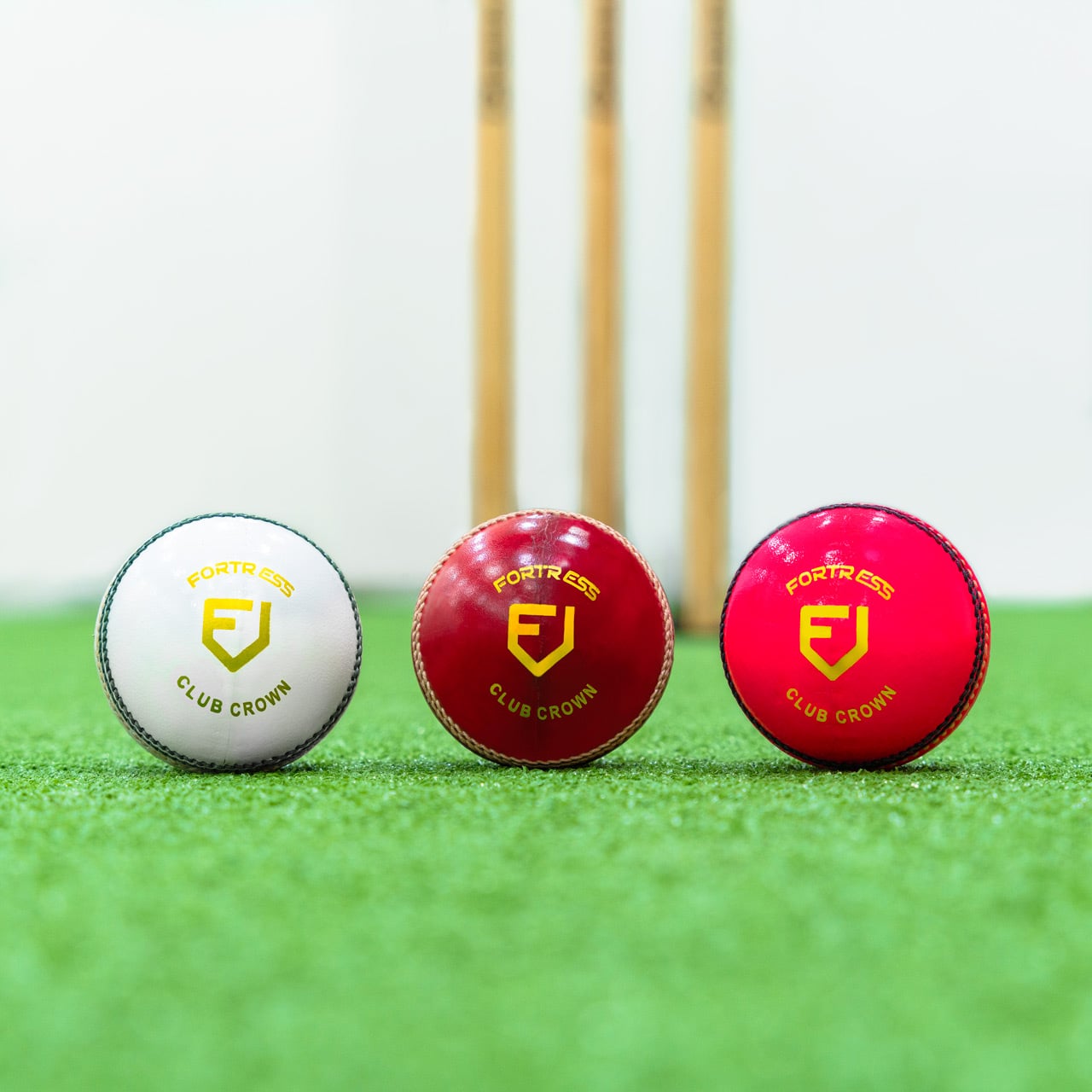 FORTRESS Club Crown Cricket Balls