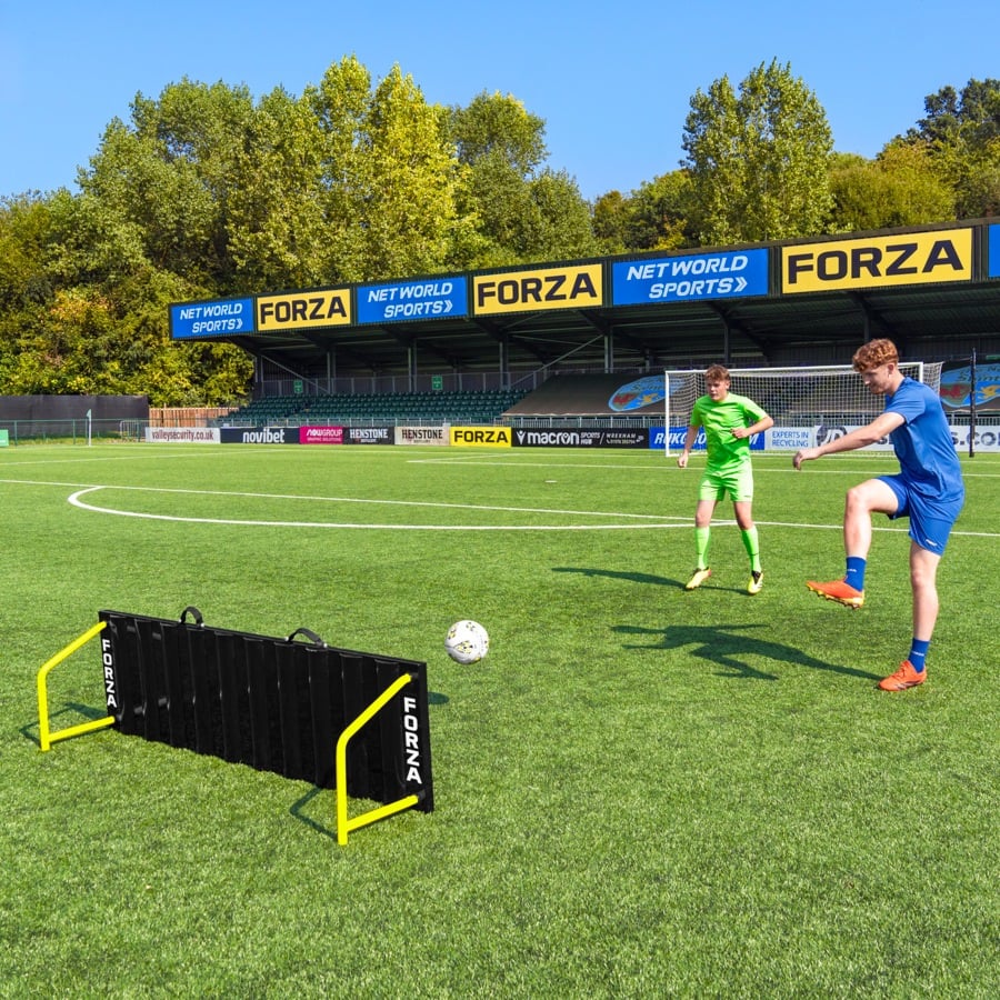 Football rebounder board